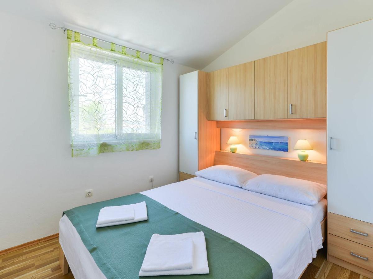 Apartment Matas - Srd318 By Interhome ロバニスカ エクステリア 写真